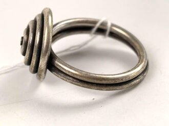 Westwall Fingerring in gutem Zustand, Höhe  17mm
