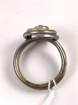 Westwall Fingerring, getragenes Stück, Höhe  15mm