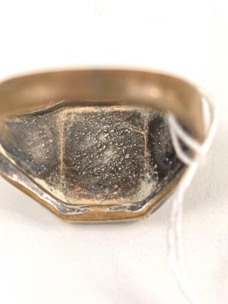 " Ich beklage einen He..." Fingerring, stark getragenes Stück, Höhe  15mm