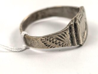 " Athen " Fingerring, getragenes Stück, Höhe 10mm