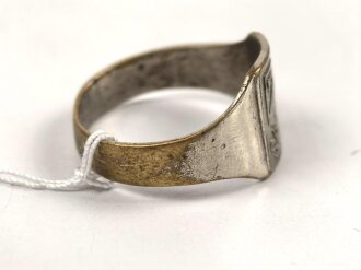 " Saloniki 1941 " Fingerring, getragenes Stück, Höhe 13mm