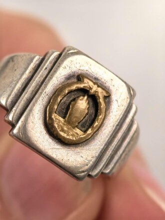 "Minensucher" Fingerring,  stark getragenes Stück, Höhe 16m