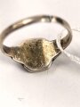 "Hakenkreuz" Fingerring für Damen, stark getragenes Stück, Höhe 9m
