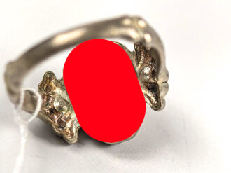 "Totenkopf" Fingerring in gutem Zustand, Höhe 16mm