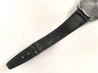 Dienstuhr Heer der Marke "Büren", läuft einwandfrei, die Krone wackelt etwas