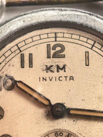 Dienstuhr Kriegsmarine der Marke "INVICTA", läuft nicht