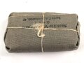 Verbandpäckchen Wehrmacht für den Verbandkasten und die Verbandspäckchentasche der Feldbluse. Kleines Modell datiert 1940