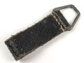 Aufschiebeschlaufe  Wehrmacht , datiert 1942. Wurde benutzt um z.B. die Feldflasche ans Koppel zu hängen