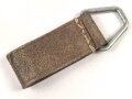 Aufschiebeschlaufe  Wehrmacht , datiert 1939. Wurde benutzt um z.B. die Feldflasche ans Koppel zu hängen