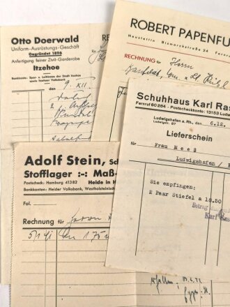Vier Stück diverse Belege zum Thema Eigentumsbeschaffung von Uniformen