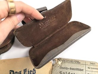 Konvolut persönliche Gegenstände, meist defekt, unvollständig oder Alter nicht eindeutig zuzuordnen.