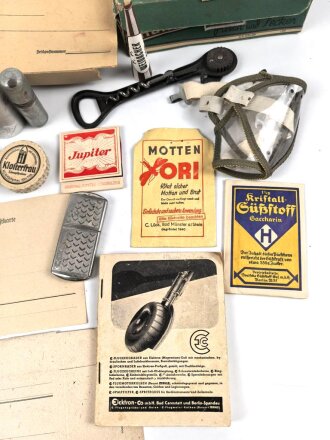 Konvolut persönliche Gegenstände, meist defekt, unvollständig oder Alter nicht eindeutig zuzuordnen.