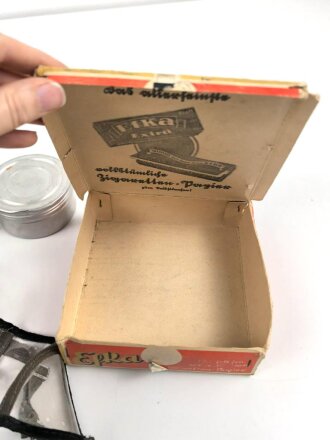 Konvolut persönliche Gegenstände, meist defekt, unvollständig oder Alter nicht eindeutig zuzuordnen.