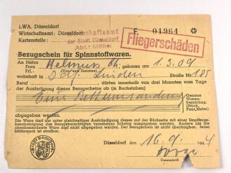 "Bezugschein für Spinnstoffwaren" der Stadt Düsseldorf, datiert 16.9.1944, Maße A6