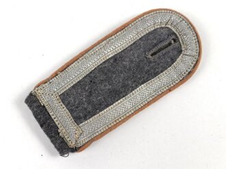 Luftwaffe, einzelnes Schulterstück für einen Unteroffizier der Nachrichtentruppe