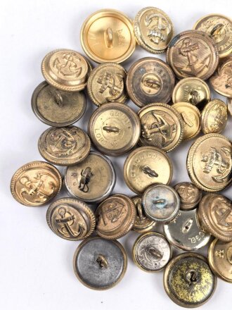 51 Stück Knöpfe International zum Thema " Marine"