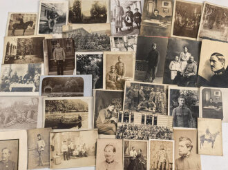 Österreich k.u.k., Konvolut Fotos von Uniformierten, 33 Stück
