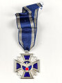 NSDAP Dienstauszeichnung in silber. Sehr guter Zustand, am Band, in Pappetui vom Hersteller M1/120 Wilhelm Deumer Lüdenscheid
