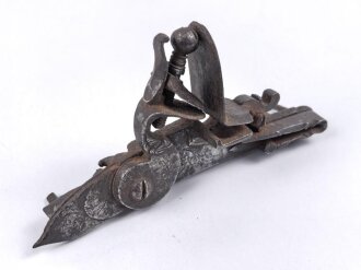 Teil einer Steinschlosspistole. Ohne Bezeichnung, Gesamtlänge 15cm