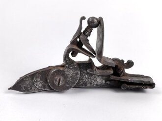 Teil einer Steinschlosspistole. Ohne Bezeichnung, Gesamtlänge 15cm