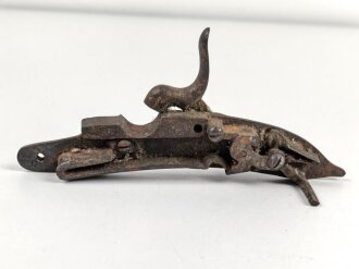 Teil einer Steinschlosspistole. Ohne Bezeichnung, Gesamtlänge  15,7cm