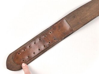 Feldbinde für politische Leiter der NSDAP. Leichtmetallgegenhalt, Gesamtlänge 98cm.