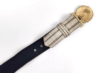 Kriegsmarine, Feldbinde für Offiziere. Buntmetallschloss vergoldet, Gesamtlänge 94cm