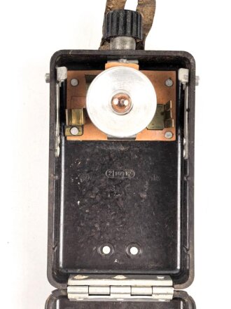 Taschenlampe aus Pressmasse "Zeiler No.M. 4848" Anknöpflasche aus Ersatzmaterial  , Funktion nicht geprüft