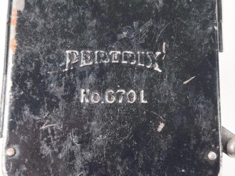 Luftschutz Taschenlampe "PERTRIX No. 679L". Originallack, Funktion nicht geprüft