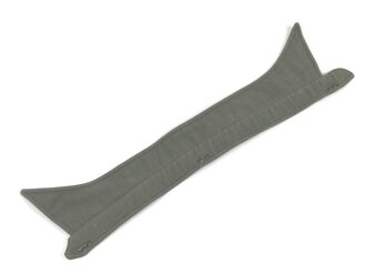 Kragen zum Anknöpfen für ein Wehrmachtshemd. Gemessen vom jeweils äusseren Ende Knopfloch 39,5cm
