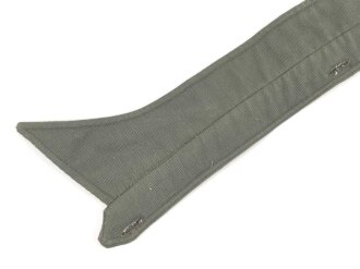 Kragen zum Anknöpfen für ein Wehrmachtshemd. Gemessen vom jeweils äusseren Ende Knopfloch 39,5cm