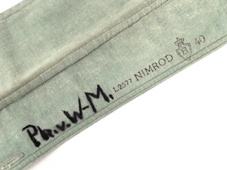 Kragen zum Anknöpfen für ein ziviles Hemd. Gemessen vom jeweils äusseren Ende Knopfloch 41cm