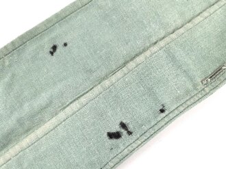 Kragen zum Anknöpfen für ein ziviles Hemd. Gemessen vom jeweils äusseren Ende Knopfloch 41cm