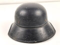 Stahlhelm Luftschutz , Originallack und Abzeichen, Innenfutter defekt
