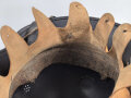 Stahlhelm Luftschutz , Originallack. Abzeichen und Beschriftung im Nacken sauber entfernt.