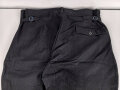 Schwarze Stiefelhose, wohl für einen Angehörigen des NSKK. Eigentumstück in gutem Gesamtzustand
