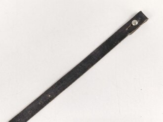 Stahlhelm Kinnriemen Wehrmacht, neuzeitliche Fertigung. Ungereinigt