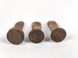 1. Weltkrieg, Satz Stahlhelm Nieten, neuzeitliche...