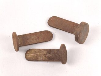 1. Weltkrieg, Satz Stahlhelm Nieten, neuzeitliche...