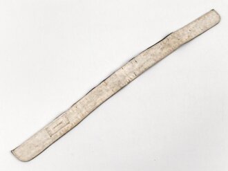 Kragenbinde für eine Feldbluse des Heeres, Gemessen vom jeweils äusseren Ende Knopfloch 48cm