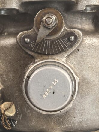 Luftwaffe, Vergaser "Hobson" HS 410 für Argus AS410 Flugmotor. Sehr guter Gesamtzustand, in der zugehörigen Transportkiste. Funktion nicht geprügt