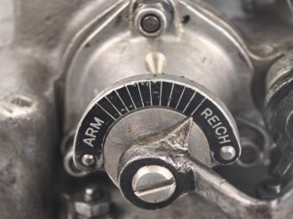 Luftwaffe, Vergaser "Hobson" HS 410 für Argus AS410 Flugmotor. Sehr guter Gesamtzustand, in der zugehörigen Transportkiste. Funktion nicht geprügt