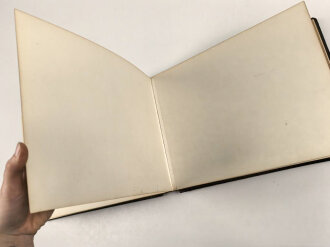 S.M.S. Leipzig, Fotos eines Besatzungsmitglieds. Insgesamt 66 Fotos, meist im Format 9 x 12 - 12 x 17cm.