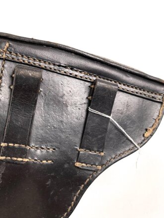 1.Weltkrieg,  Koffertasche zur Pistole P08. Dunkelbraunes Leder, die Stempelung im Deckel entfernt