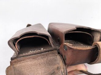 1. Weltkrieg, Paar Patronentasche für Berittene, getragene Stücke, datiert 1914, Kammerstücke Ulanen Regiment 7