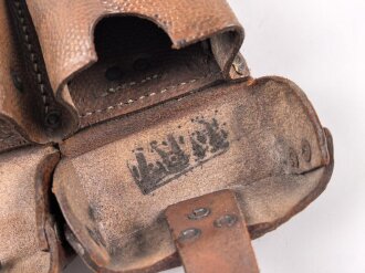 1. Weltkrieg, Paar Patronentasche für Berittene, getragene Stücke, datiert 1914, Kammerstücke Ulanen Regiment 7