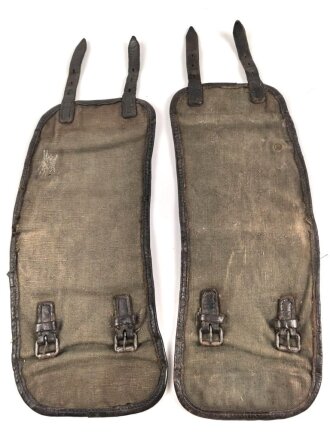 Paar frühe Gamaschen für Angehörige des Heeres. Ungereinigt