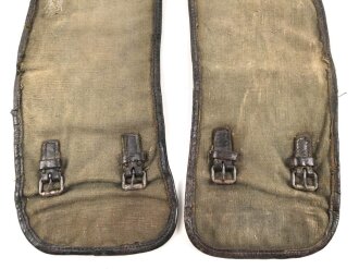 Paar frühe Gamaschen für Angehörige des Heeres. Ungereinigt