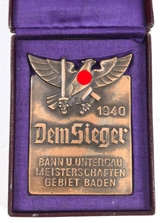 Hitlerjugend, nicht tragbare Siegerplakette " Bann und Untergau Meisterschaften Gebiet Baden 1940" Guter Zustand, im Etui