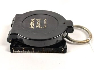 Kompass Wehrmacht aus schwarzer Preßmasse , Hersteller" Busch Rathenow" .Gebraucht